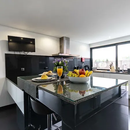 Viana Do Castelo Home Tatil Evi *